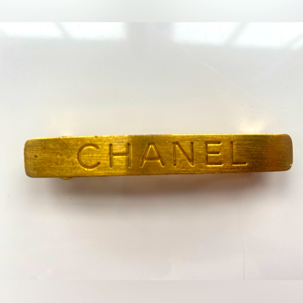 Chanel 97A vintage gold barrette. 2 3/4”.